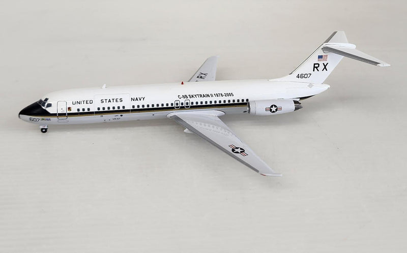 IF932006 | InFlight200 1:200 | DC-9-32 / C-9B US Navy 'Skytrain II' 4607, 1978 - 2005
