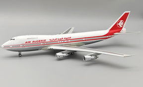 IF742AH0424P | InFlight200 1:200 | Boeing 747-273C Air Algerie (World Airways) N747WR with stand