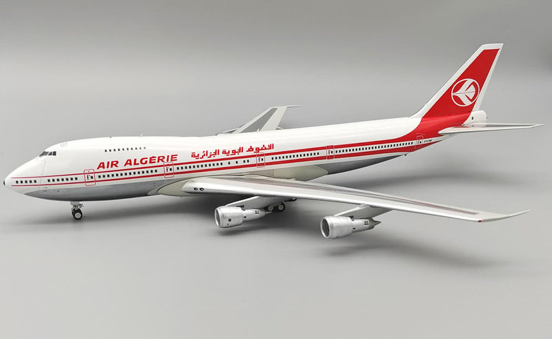 IF742AH0424P | InFlight200 1:200 | Boeing 747-273C Air Algerie (World Airways) N747WR with stand