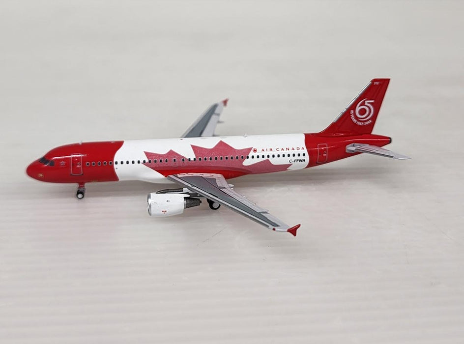 C0008 | C Models 1:400 | Airbus A320 Air Canada C-FFWN, '65 Years'