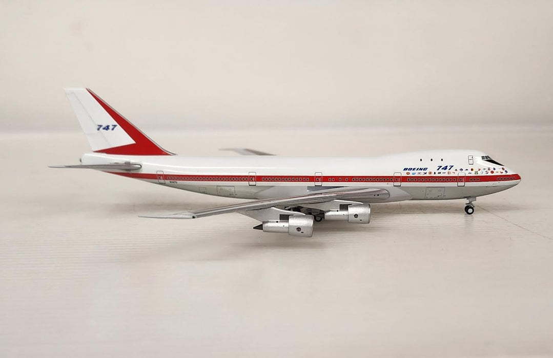 NGBOE001 | NG Models 1:400 | Boeing 747-100 Boeing House Color N7470 (first flight(new mould)(LITE)