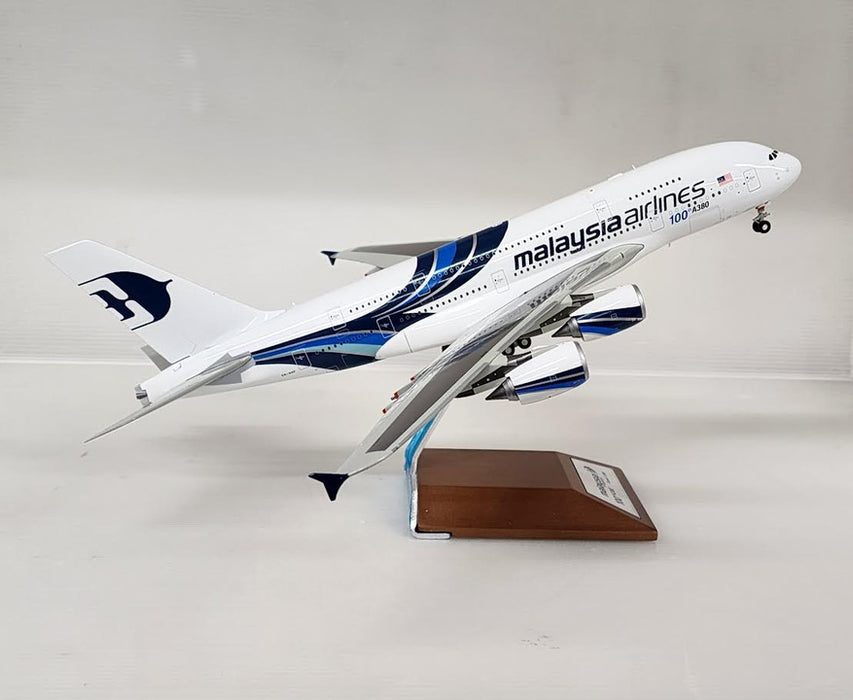 XX2592 | JC Wings 1:200 | Airbus A380 Malaysia Airlines 9M-MNF, '100th A380'