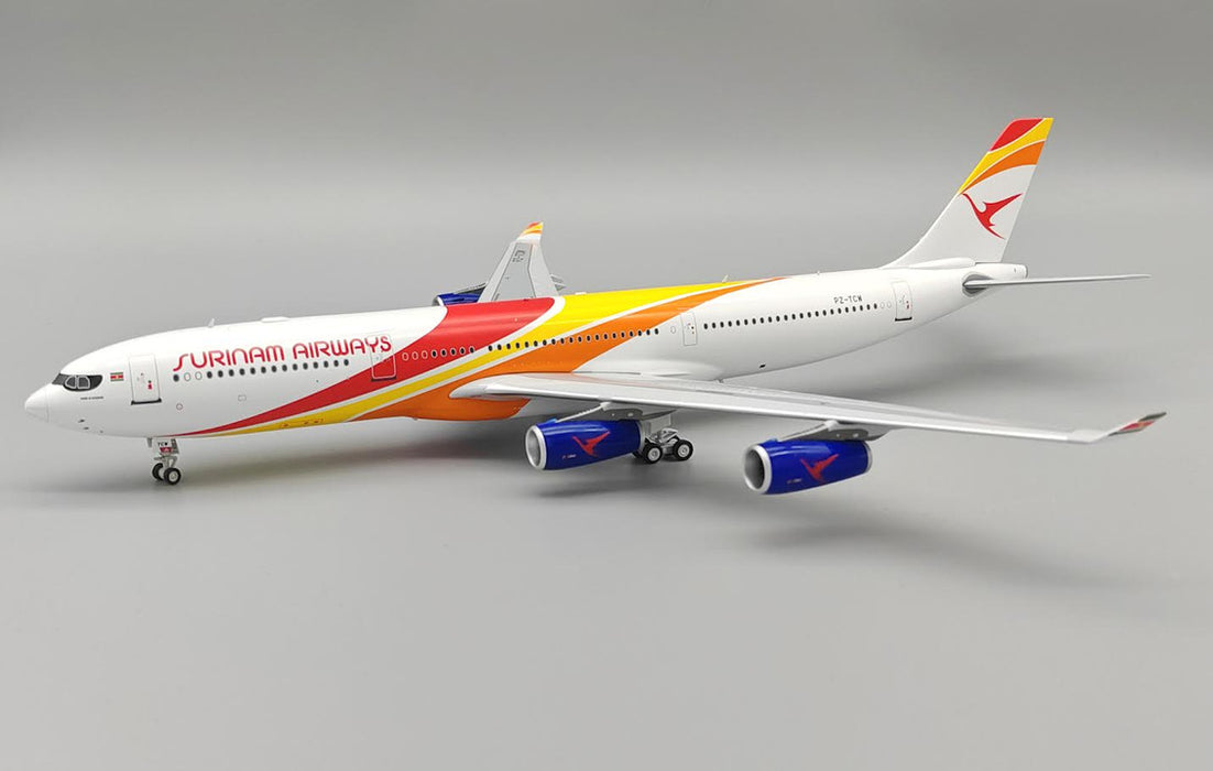 IF343PY1123 | InFlight200 1:200 | Airbus A340-313 Surinam PZ-TCW (with stand)