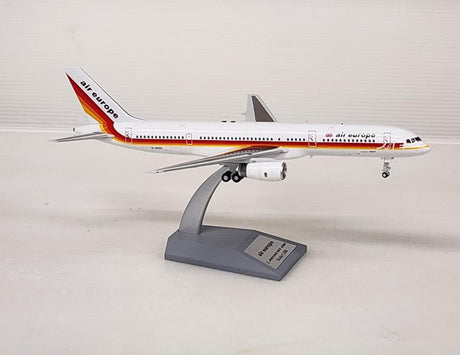 IF752AE0224 | InFlight200 1:200 | Boeing 757-200 Air Europe G-BNSD
