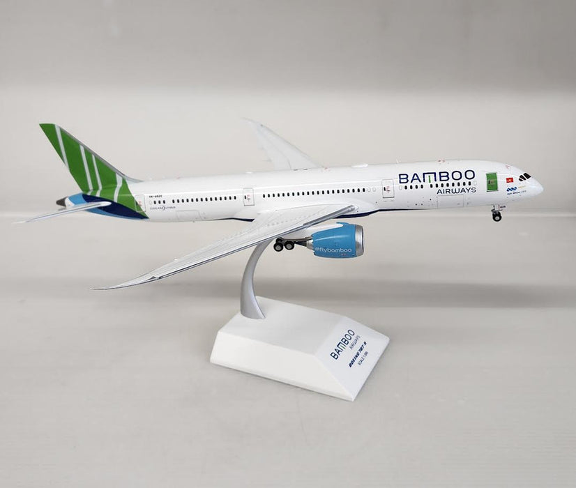 XX20009 | JC Wings 1:200 | Boeing 787-9 Bamboo Airlines VN-A829