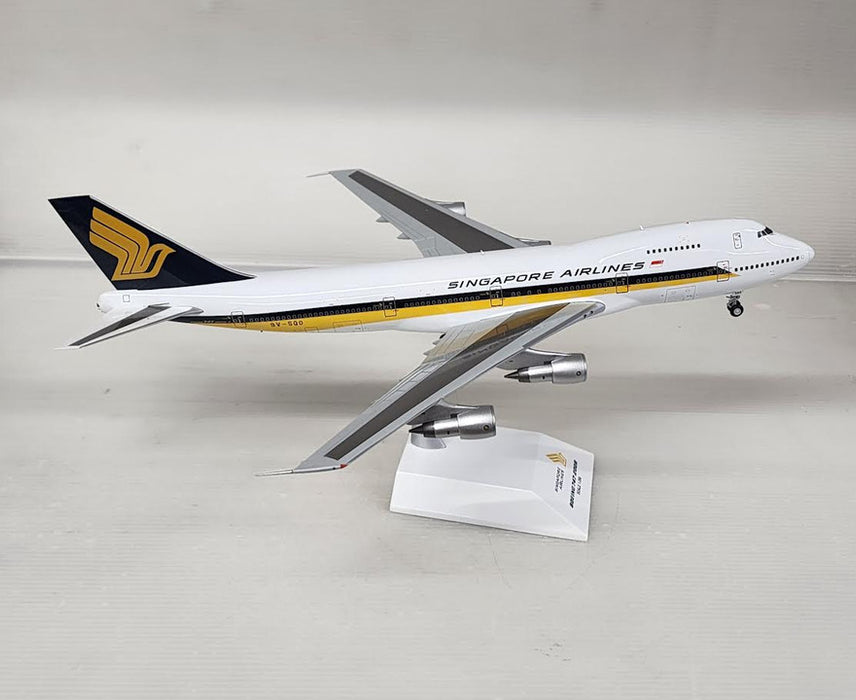 EW2742002 | JC Wings 1:200 | Boeing 747-200 Singapore Airlines 9V-SQO