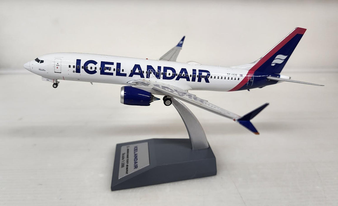 JF-737-8M-009 | JFox Models 1:200 | Boeing 737-8Max Icelandair TF-ICO