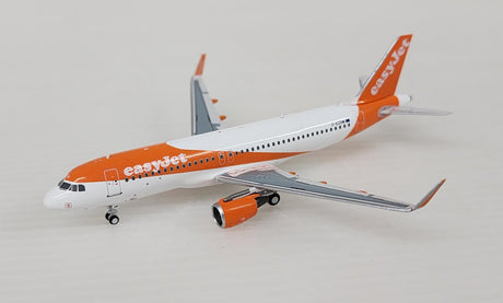 OBM14002 | Panda Models 1:400 | Airbus A320-214 Easyjet G-EZOW (with winglets)