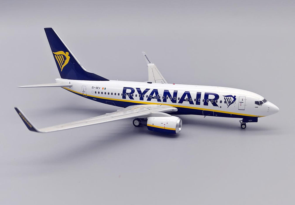 JF-737-7-001 | JFox Models 1:200 | Boeing 737-73S (WL) Ryanair EI-SEV