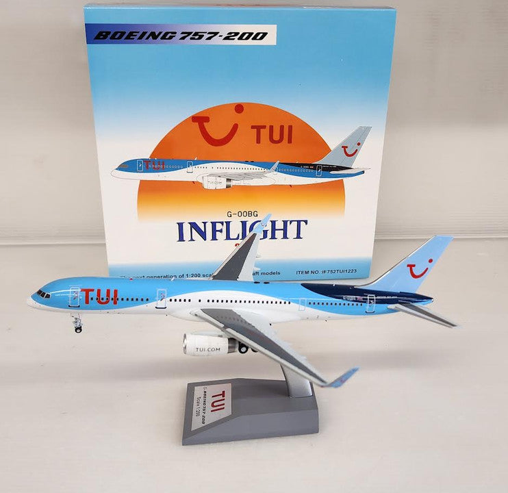 IF752TUI1223 | InFlight200 1:200 | Boeing 757-236 TUI G-OOBG with stand