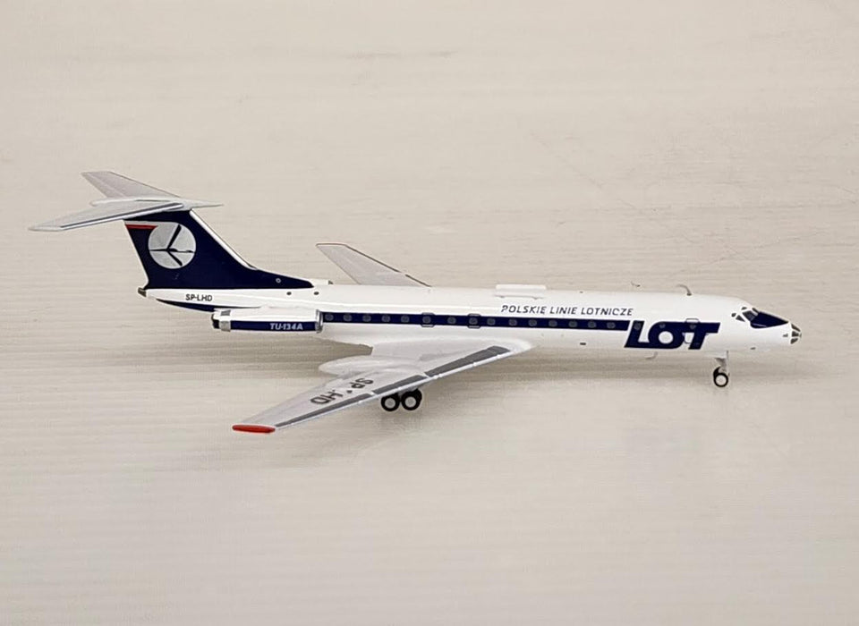 PM62412 | Panda Models 1:400 | Tupolev TU-134A LOT-Polish Airlines SP-LHD