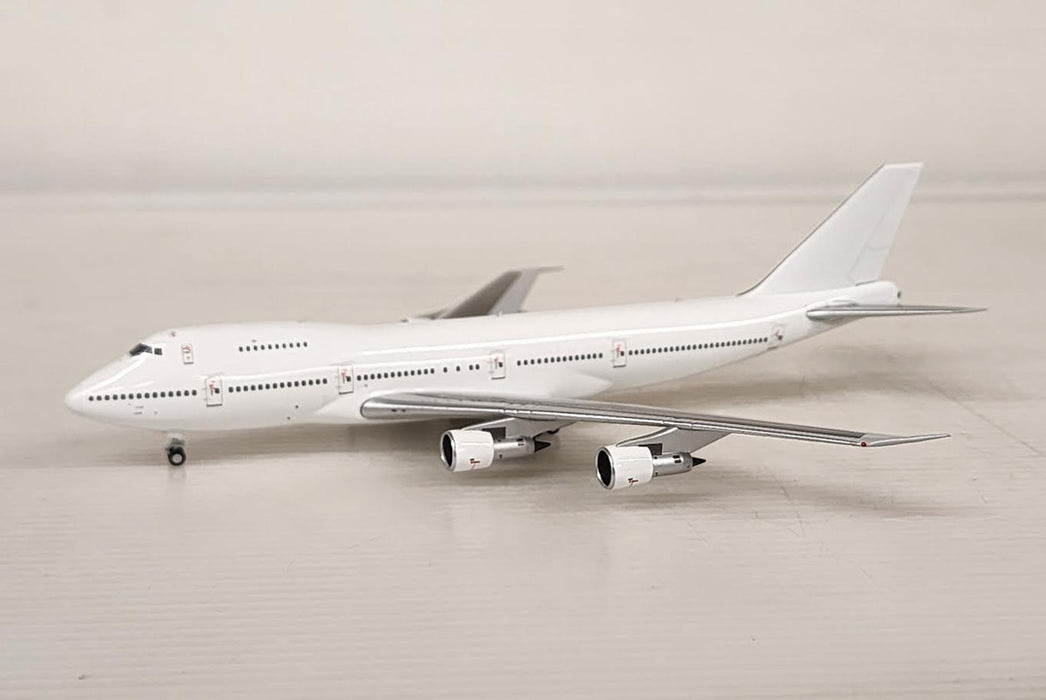 NG01000 | NG Models 1:400 | Boeing 747-100 Blank Model