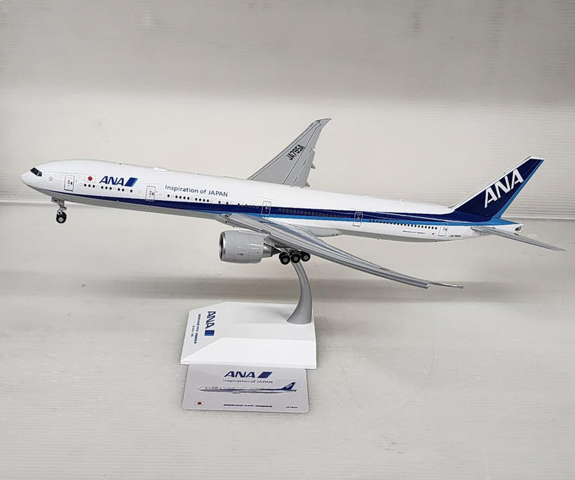 JCEW277W004A | JC Wings 1:200 | Boeing 777-300ER ANA All Nippon Airways JA795A (flaps down with stand)