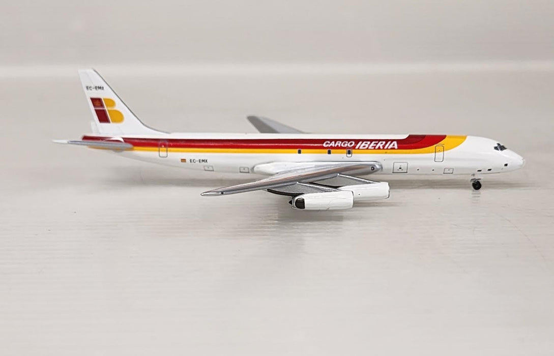 AC411290 | Aero Classics 1:400 | DC-8-62F Iberia Cargo EC-EMX