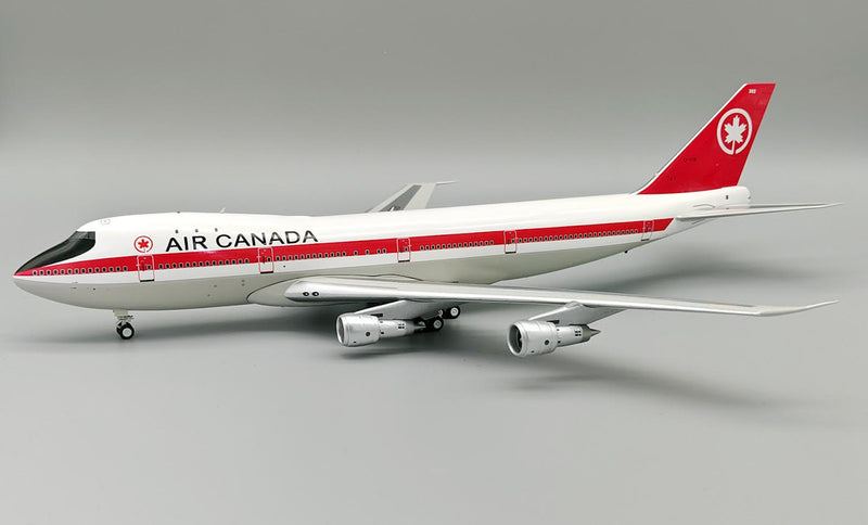 B-741-AC-TOB | Blue Box 1:200 | Boeing 747-100 Air Canada CF-TOB (with stand)