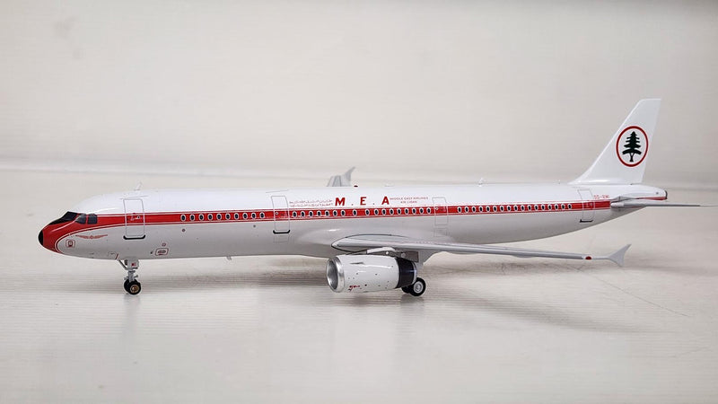 IF321ME0520 | InFlight200 1:200 | Airbus A321 MEA OD-RMI (with stand)