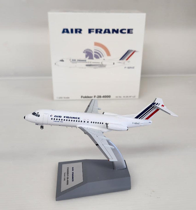B-28-AF-UZ | Blue Box 1:200 | F-28-4000 Air France F-GDUZ