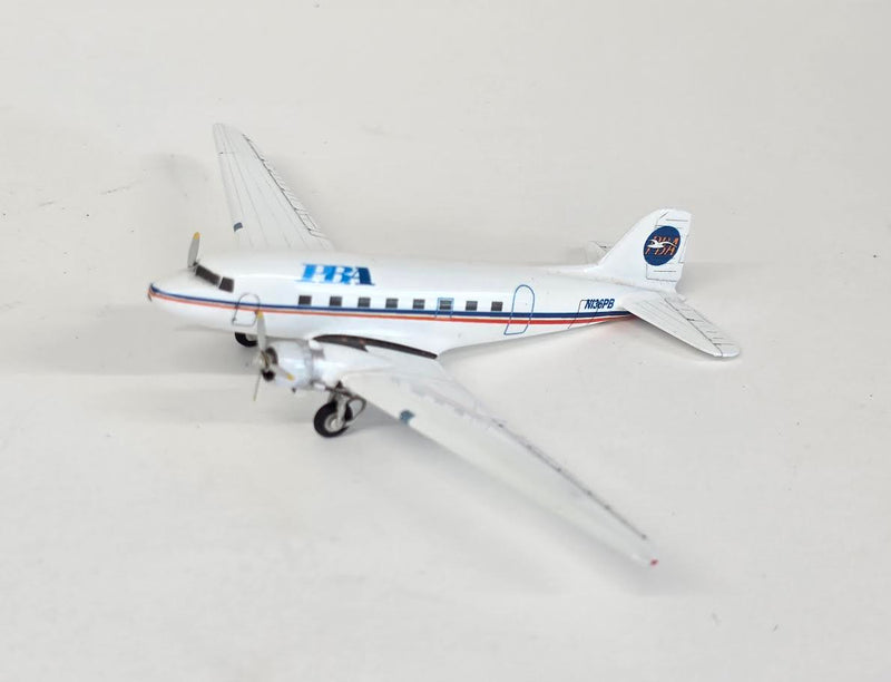 SWPBADC3 | Small World 1:200 | Douglas DC-3 PBA N136PB