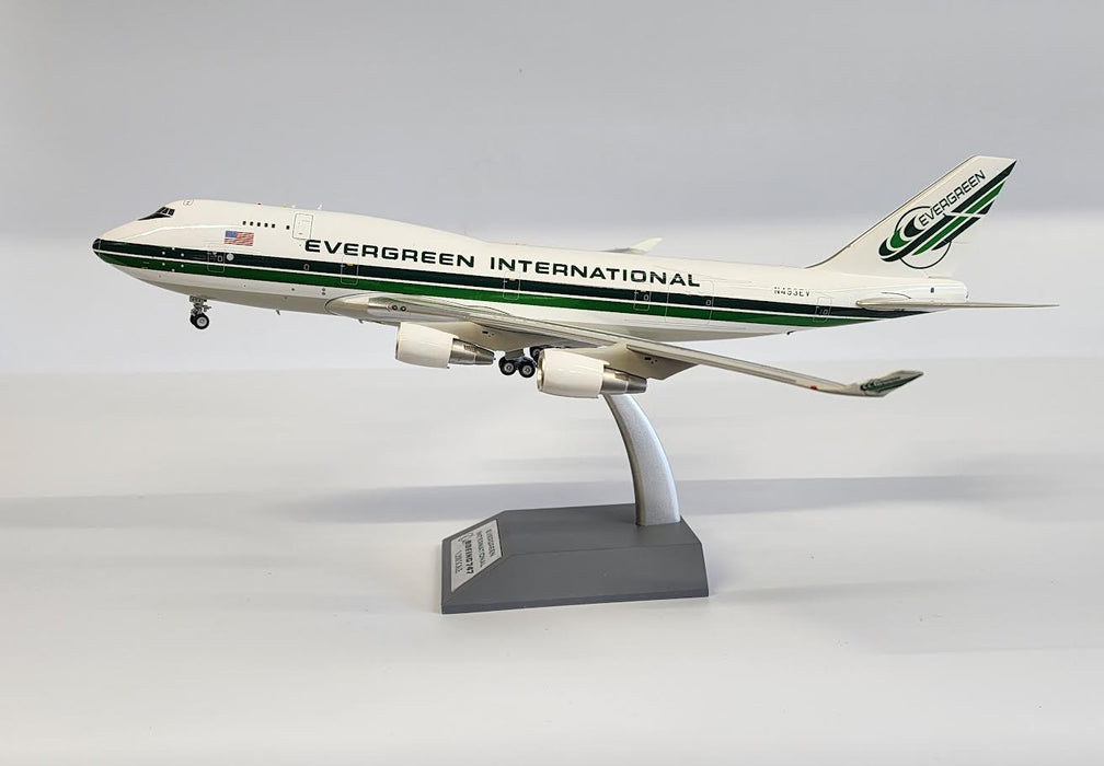 IF744EZ0119 | InFlight200 1:200 | Boeing 747-400 Evergreen International N493EV (with stand)**PRE OWNED**