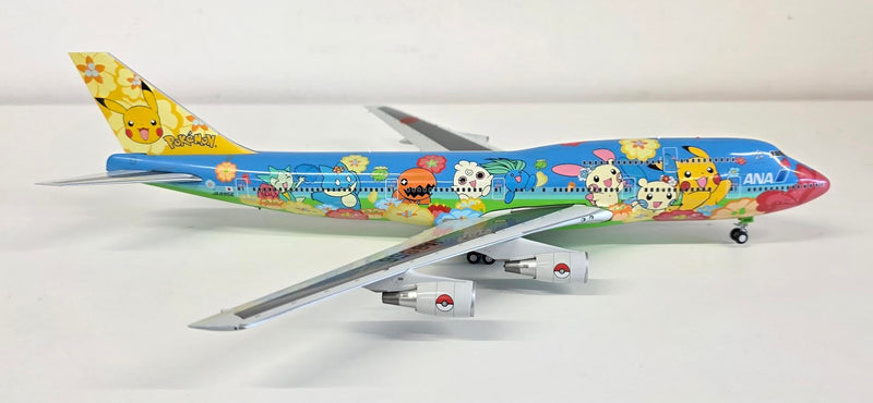 XX20270 | JC Wings 1:200 | Boeing 747-400D All Nippon Airways Ohana Jumbo JA8956 With Stand