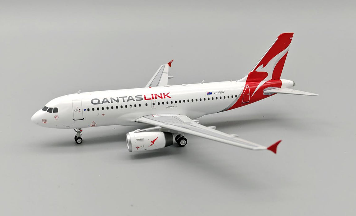 IF319QF0624 | InFlight200 1:200 | Airbus A319-132 QantasLink (Network Aviation) VH-8NP | was due October 2024