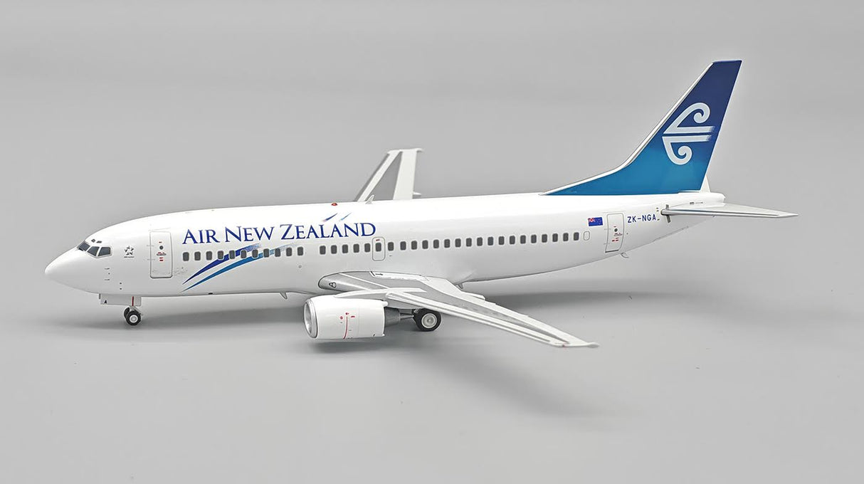 IF733NZ0624 | InFlight200 1:200 | Boeing 737-33R Air New Zealand ZK-NGA