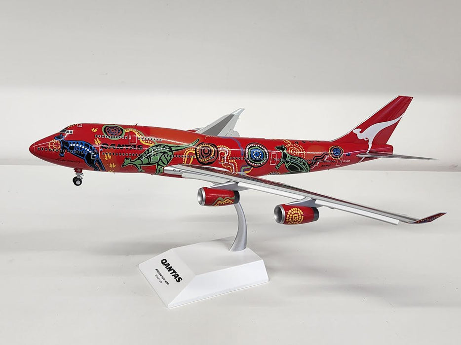 XX20375A | JC Wings 1:200 | Boeing 747-400 Qantas VH-OJB, 'Wunala Dreaming' (flaps down)