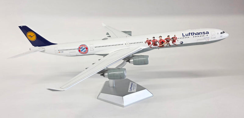 L2281 | SQ Wings 1:200 | Airbus 340-600 Lufthansa D-AIHK FC Bayern München special colours