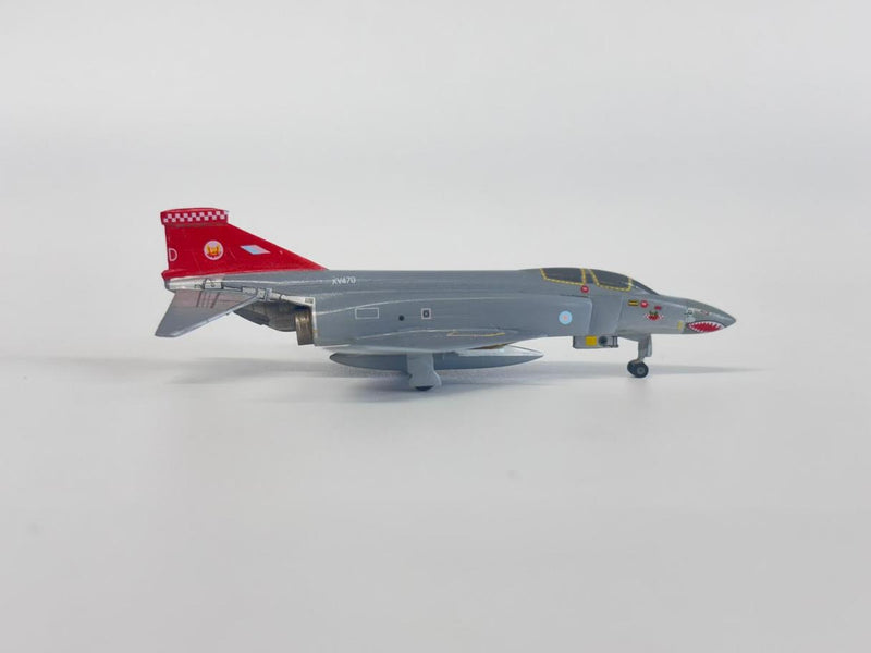 SF193 | SkyFame Models 1:200 | McDonnell Douglas F-4 Phantom FGR.2, XV470:D, No. 56 Sqn., RAF Wattisham | is due - see description