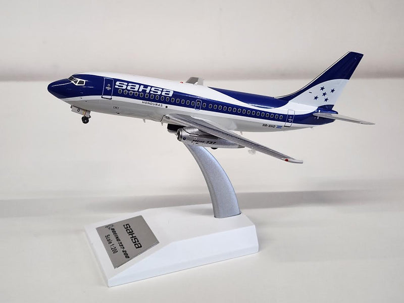 EAVSHO | El Aviador 1:200 | Boeing 737-200 SAHSA HR-SHO (with stand)