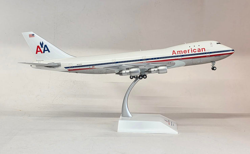 XX20292 | JC Wings 1:200 | Boeing 747-100 American Airlines White+Polished N743PA