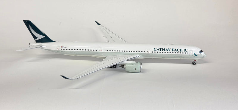 Z² 200-006-26 | Z² Models 1:200 | Airbus A350-1041 Cathay Pacific B-LXI