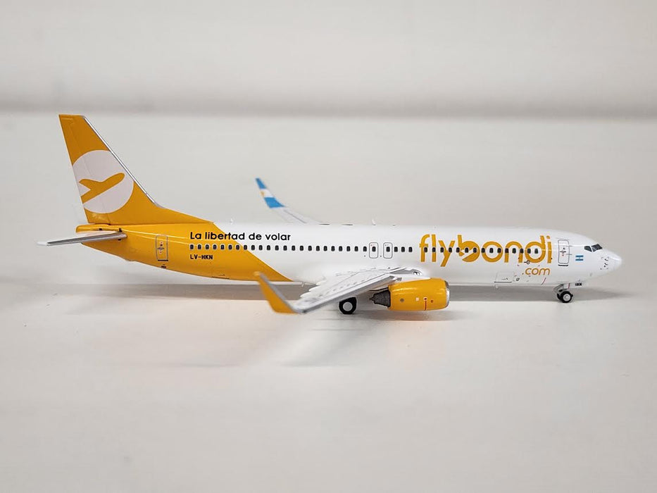 PMLVHKN | Panda Models 1:400 | Boeing 737-800 Flybondi 'La libertad de volar' LV-HKN