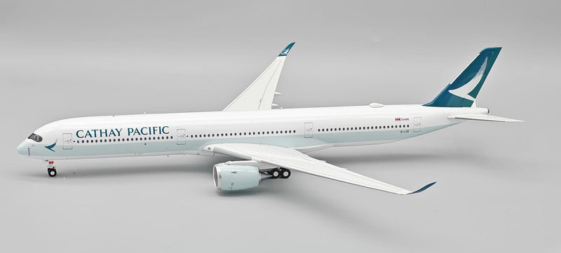 WB-A350-9-022 | J-Fox Models 1:200 | Airbus A350-941 Cathay Pacific B-LXR | is due April 2026