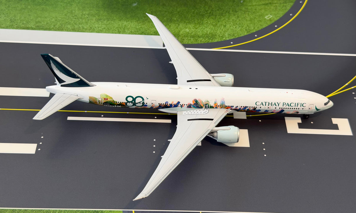 PH04698 | Phoenix 1:400 | Boeing B777-300ER Cathay Pacific B-KQU Spirit of Hong Kong – 80th Anniversary Edition | is due April 2026