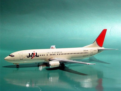 PH2JAL016 | Phoenix 1:200 | Boeing 737-400 JAL Express JA8991 PRE-OWNED