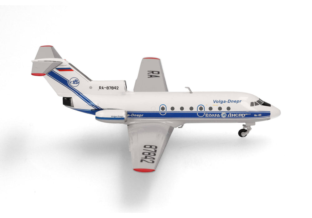 573146 | Herpa Wings 1:200 1:200 | Volga-Dnepr Airlines Yakovlev Yak-40 – RA-87842