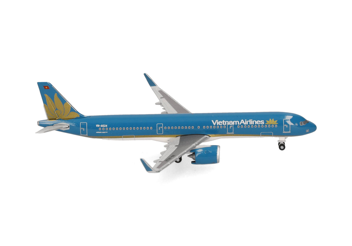 537919 | Herpa Wings 1:500 | Airbus A321neo Vietnam Airlines VN-A624