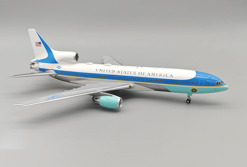 B-1011-USAF | Blue Box 1:200 | TRISTAR AIR FORCE ONE B-1011-USAF