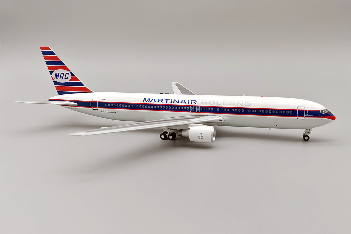 IF763MP0625 | InFlight200 1:200 | Boeing 767-31A/ER, Martinair Holland PH-MCL with stand