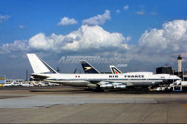 PH11921 | Phoenix 1:400 | Boeing 747-100 Air France F-BPVC