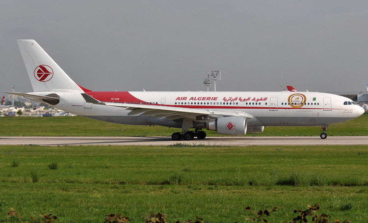 PH11973 | Phoenix 1:400 | Airbus A330-200 Air Algerie Nedjma logo 7T-VJX | is due March 2025