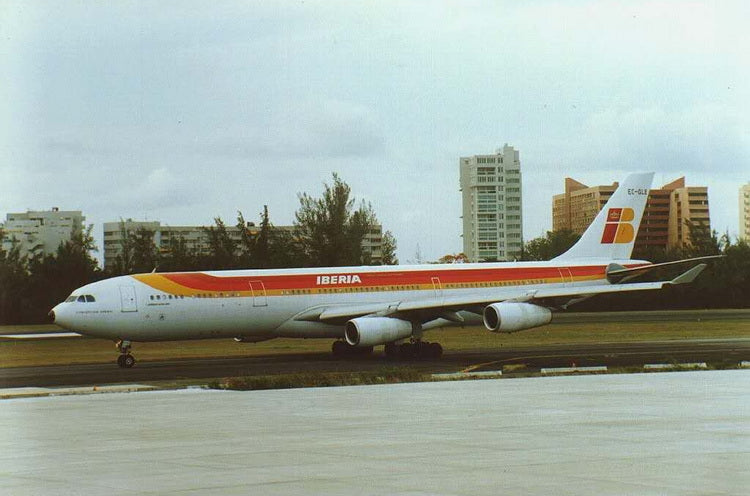 PH11986 | Phoenix 1:400 | Airbus A340-300  Iberia EC-GLE | is due April 2025