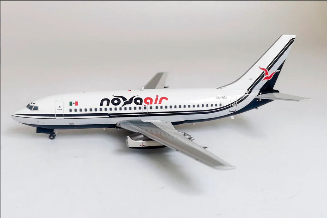 EAVOCI | El Aviador 1:200 | Boeing 737-200 NOVA Air XA-OCI (with stand)