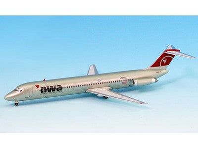 IF951001 | InFlight200 1:200 | McDonnell Douglas DC-9-51 Northwest N679NC