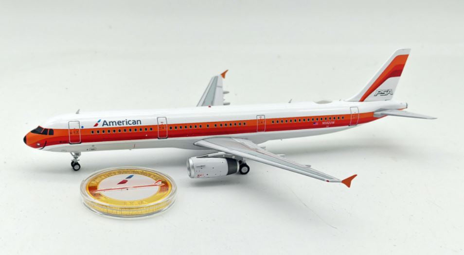 IF321AA582 | InFlight200 1:200 | A321-231 American Airlines/PSA N582UW (with coin and stand)