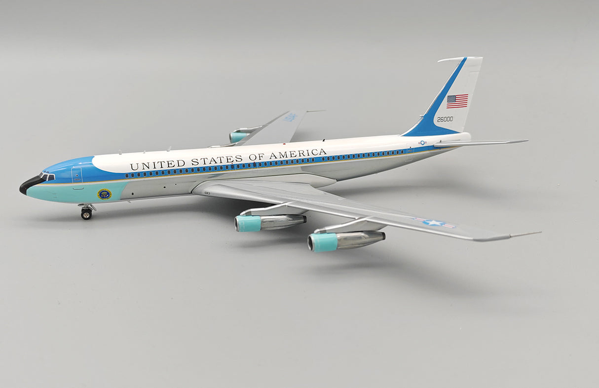 IFRVC13726000 | InFlight200 1:200 | Boeing VC-137C USA - Air Force (707-353B) 62-6000