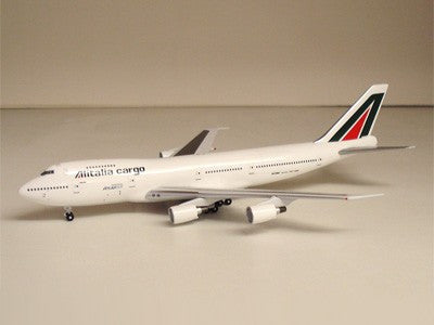 AV4742025 | Aviation 400 1:400 | Boeing 747-200 Alitalia Cargo 'Operated by Atlas Air' N518MC