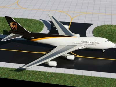 GJUPS861A | Gemini Jets 1:400 1:400 | Boeing 747-400F UPS United Parcel Service N570UP
