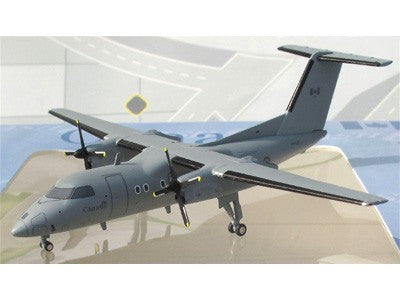 JC2074 | JC Wings 1:200 | Bombardier Dash 8-100 CC-142 Canadian Air Force